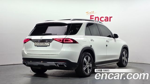 Mercedes-Benz GLE-Class GLE300d 4MATIC