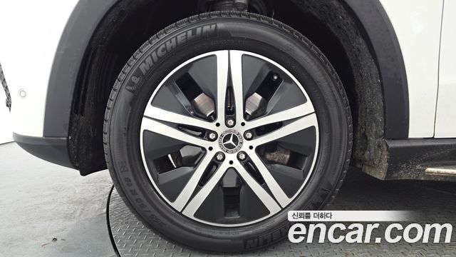 Mercedes-Benz GLE-Class GLE300d 4MATIC