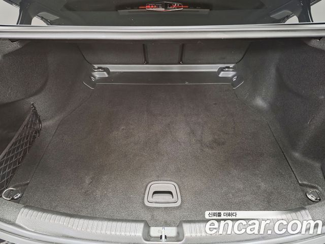 Mercedes-Benz C-Class C300 4MATIC AMG Line