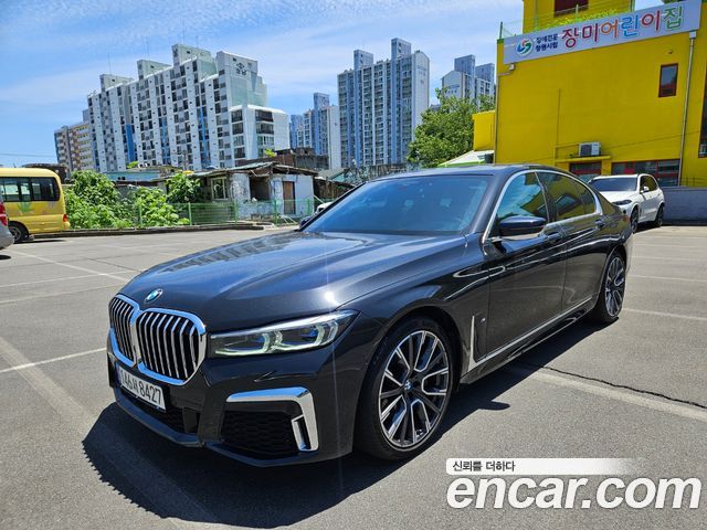 BMW 7-Series 740i M Sport