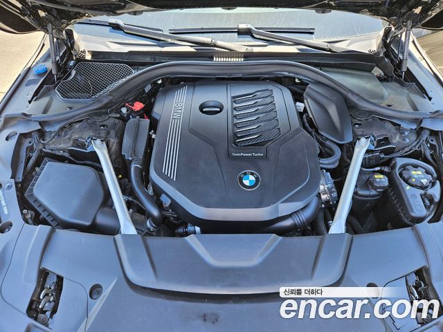 BMW 7-Series 740i M Sport