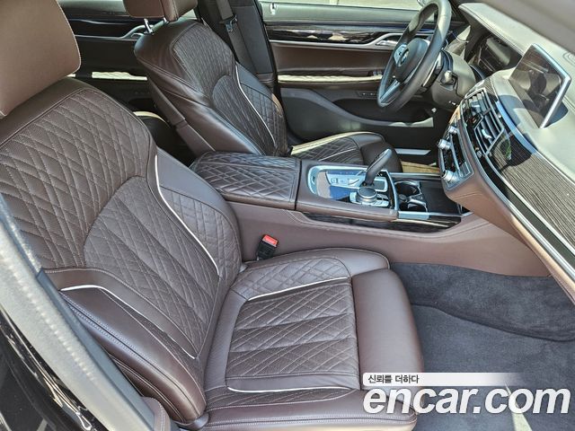 BMW 7-Series 740i M Sport