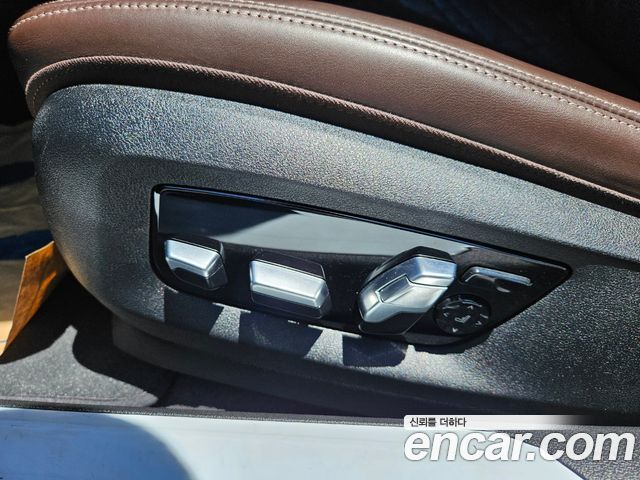 BMW 7-Series 740i M Sport