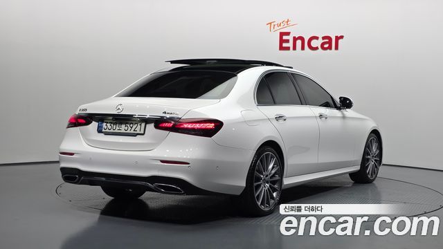 Mercedes-Benz E-Class E350 4MATIC AMG Line