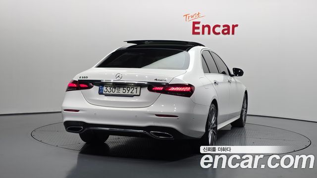 Mercedes-Benz E-Class E350 4MATIC AMG Line