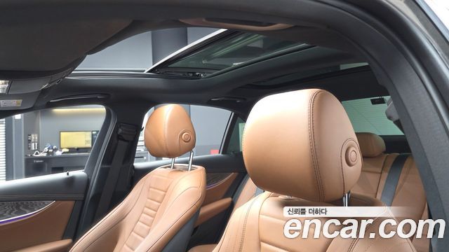 Mercedes-Benz E-Class E350 4MATIC AMG Line