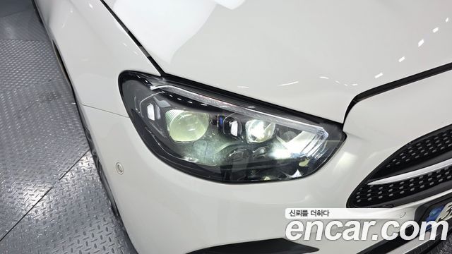 Mercedes-Benz E-Class E350 4MATIC AMG Line
