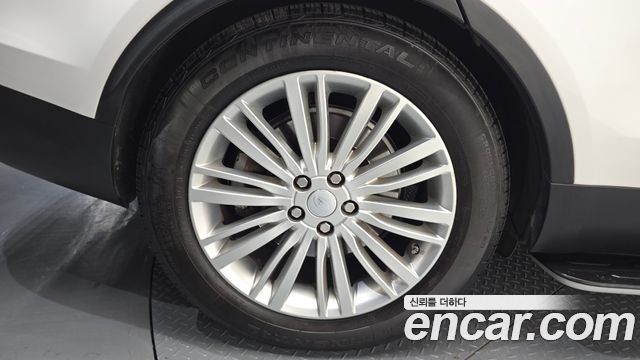 Land Rover Discovery 3.0 TD6 HSE Luxury