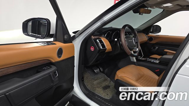 Land Rover Discovery 3.0 TD6 HSE Luxury