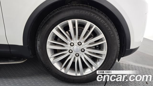 Land Rover Discovery 3.0 TD6 HSE Luxury