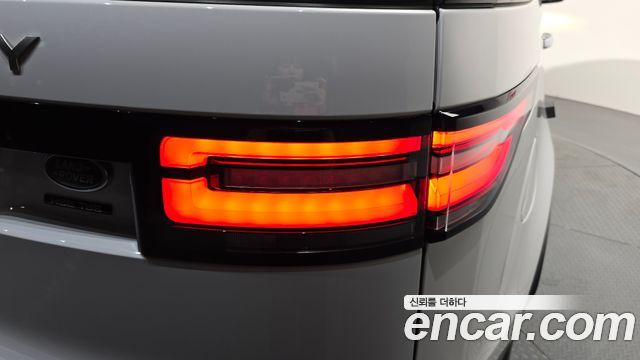 Land Rover Discovery 3.0 TD6 HSE Luxury