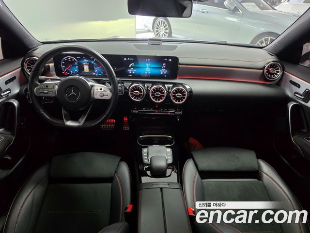 Mercedes-Benz CLA-Class CLA250 4MATIC