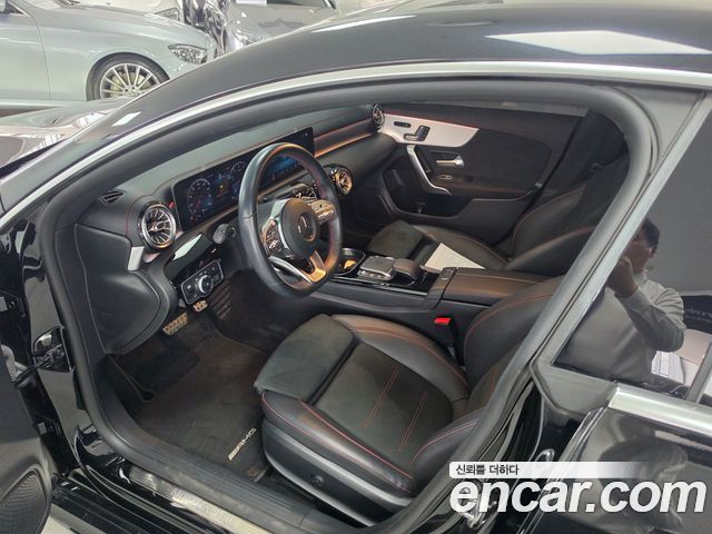 Mercedes-Benz CLA-Class CLA250 4MATIC