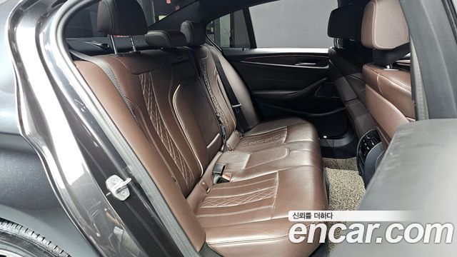 BMW 5-Series 520i M Sport