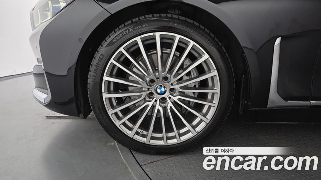 BMW 7-Series 730Ld xDrive Design Pure Excellence