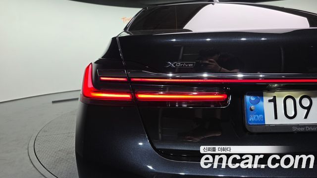 BMW 7-Series 730Ld xDrive Design Pure Excellence