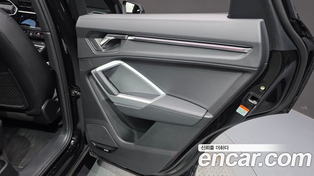 Audi Q3 40 TFSI Quattro Premium