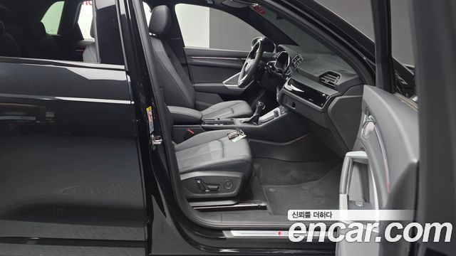 Audi Q3 40 TFSI Quattro Premium