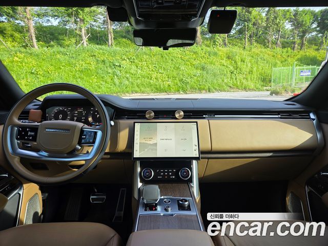 Land Rover Range Rover P530 Autobiography Long Wheel Base