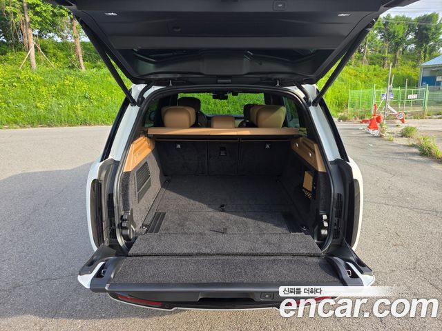 Land Rover Range Rover P530 Autobiography Long Wheel Base