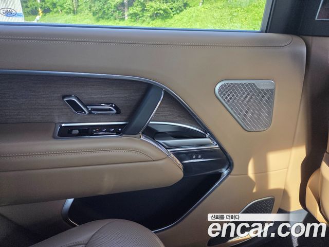 Land Rover Range Rover P530 Autobiography Long Wheel Base