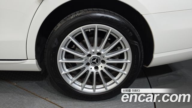 Mercedes-Benz E-Class E250 Exclusive