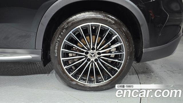 Mercedes-Benz GLC-Class GLC 300 4MATIC Avantgarde