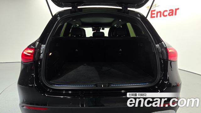 Mercedes-Benz GLC-Class GLC 300 4MATIC Avantgarde