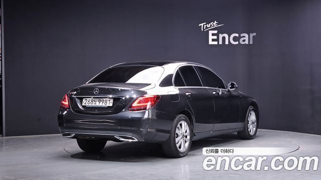 Mercedes-Benz C-Class C200 Avantgarde