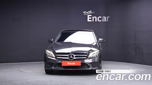 Mercedes-Benz C-Class C200 Avantgarde