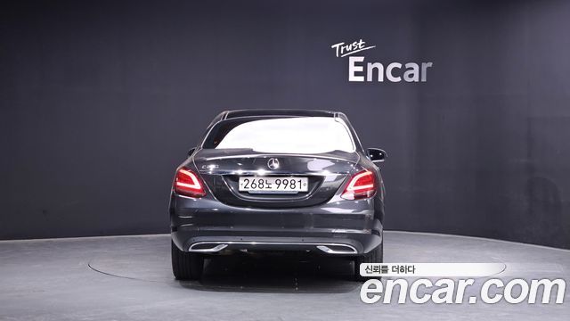 Mercedes-Benz C-Class C200 Avantgarde