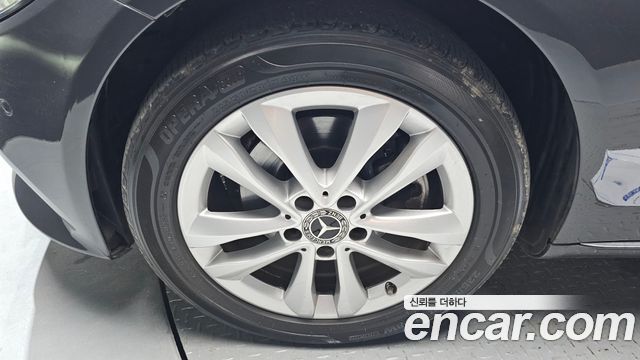 Mercedes-Benz C-Class C200 Avantgarde
