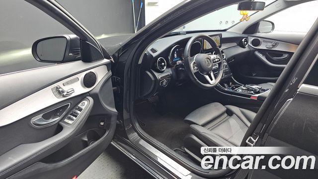 Mercedes-Benz C-Class C200 Avantgarde