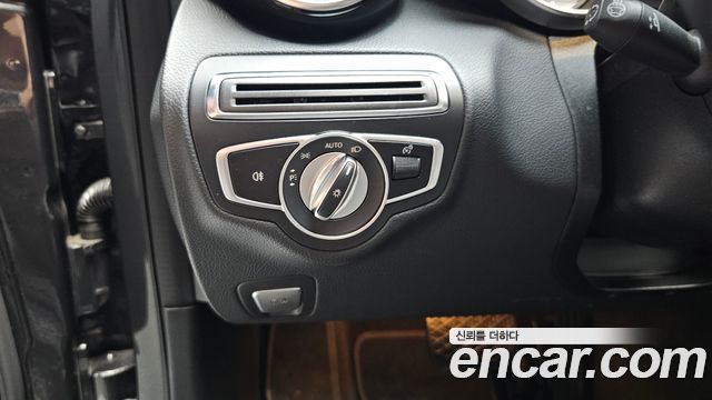 Mercedes-Benz C-Class C200 Avantgarde