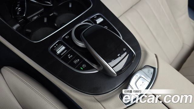 Mercedes-Benz E-Class E220d Cabriolet
