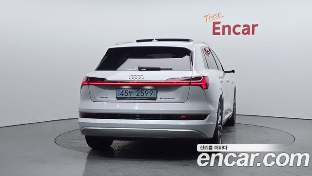 Audi e-tron 55 Quattro
