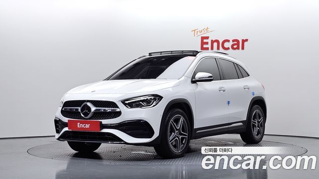 Mercedes-Benz GLA-Class GLA250 4MATIC