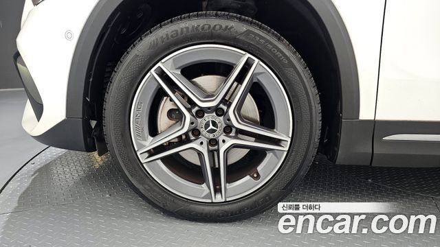 Mercedes-Benz GLA-Class GLA250 4MATIC
