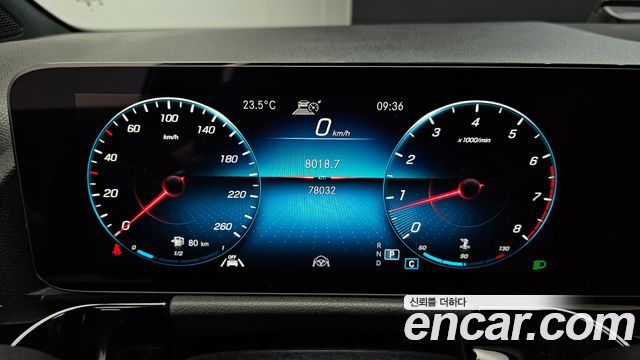 Mercedes-Benz GLA-Class GLA250 4MATIC