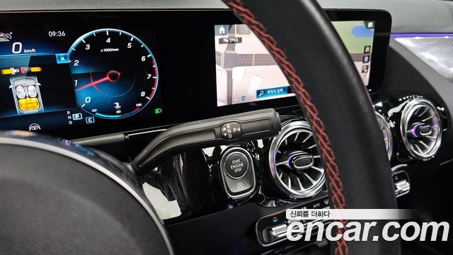 Mercedes-Benz GLA-Class GLA250 4MATIC
