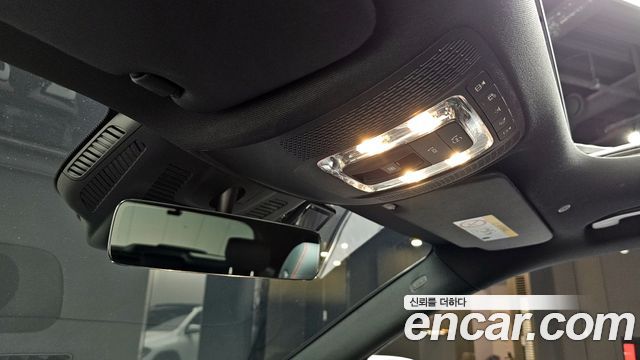 Mercedes-Benz GLA-Class GLA250 4MATIC