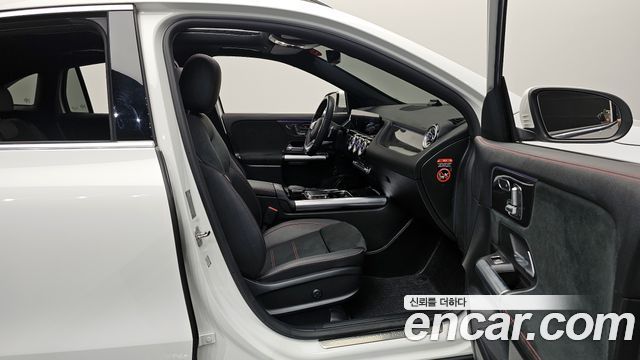 Mercedes-Benz GLA-Class GLA250 4MATIC