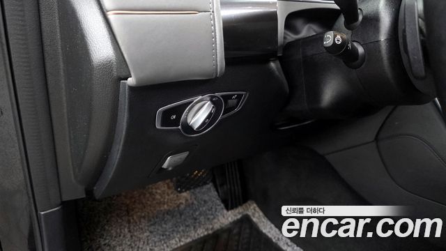 Mercedes-Benz EQC EQC400 4MATIC