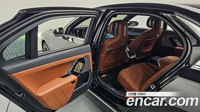 BMW 7-Series 740d xDrive M Sport
