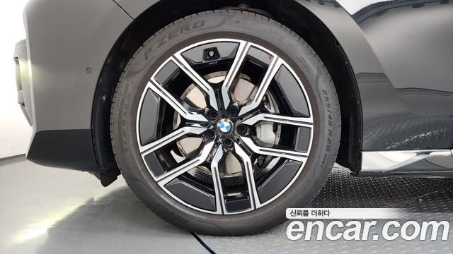 BMW 7-Series 740d xDrive M Sport