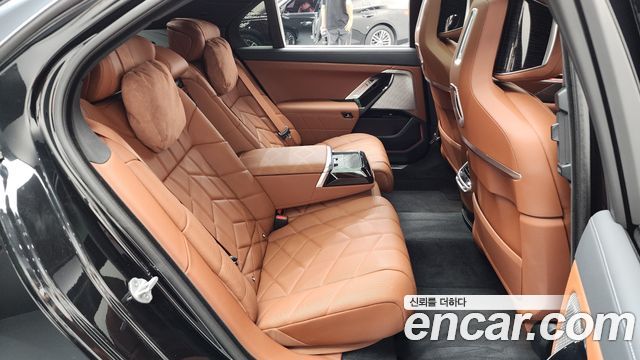 BMW 7-Series 740d xDrive M Sport