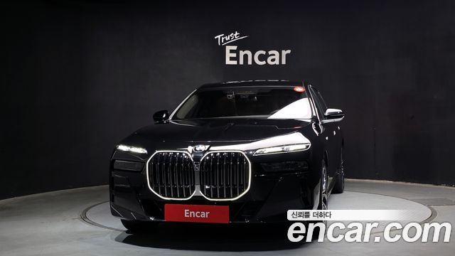 BMW 7-Series 740i xDrive M Sport