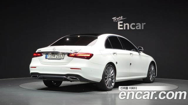 Mercedes-Benz E-Class E350 4MATIC AMG Line
