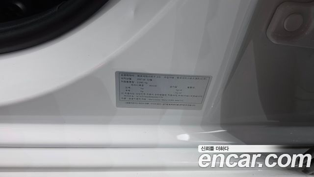 Mercedes-Benz E-Class E350 4MATIC AMG Line