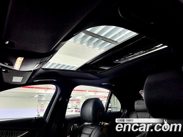 Mercedes-Benz E-Class E350 4MATIC AMG Line